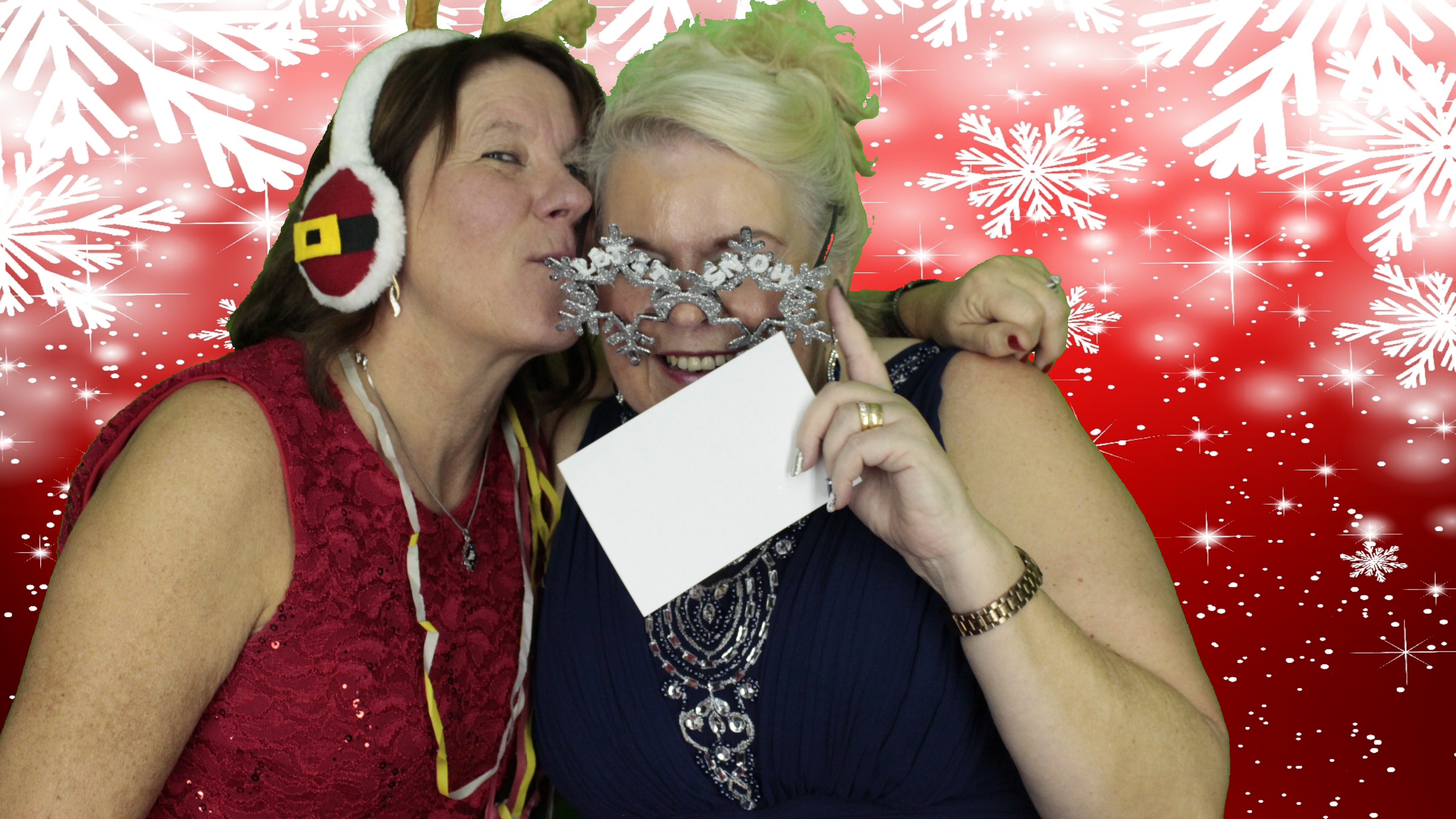 Portsmouth Water Christmas Party | View more photos from the event at gallery.myphotoboothexperience.co.uk/u/MyPhotoBoothExperienceLtd/Portsmouth-Water-Christmas-Party